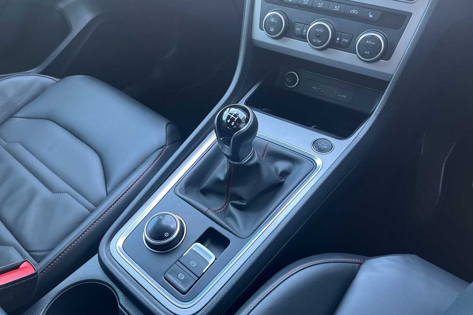 SEAT Ateca 1.5 TSI EVO FR Sport 5dr