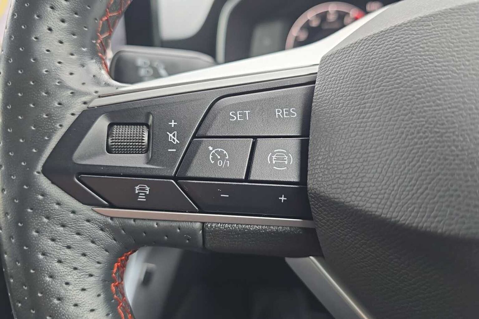 SEAT Leon 2.0 TSI EVO FR Sport 5dr DSG