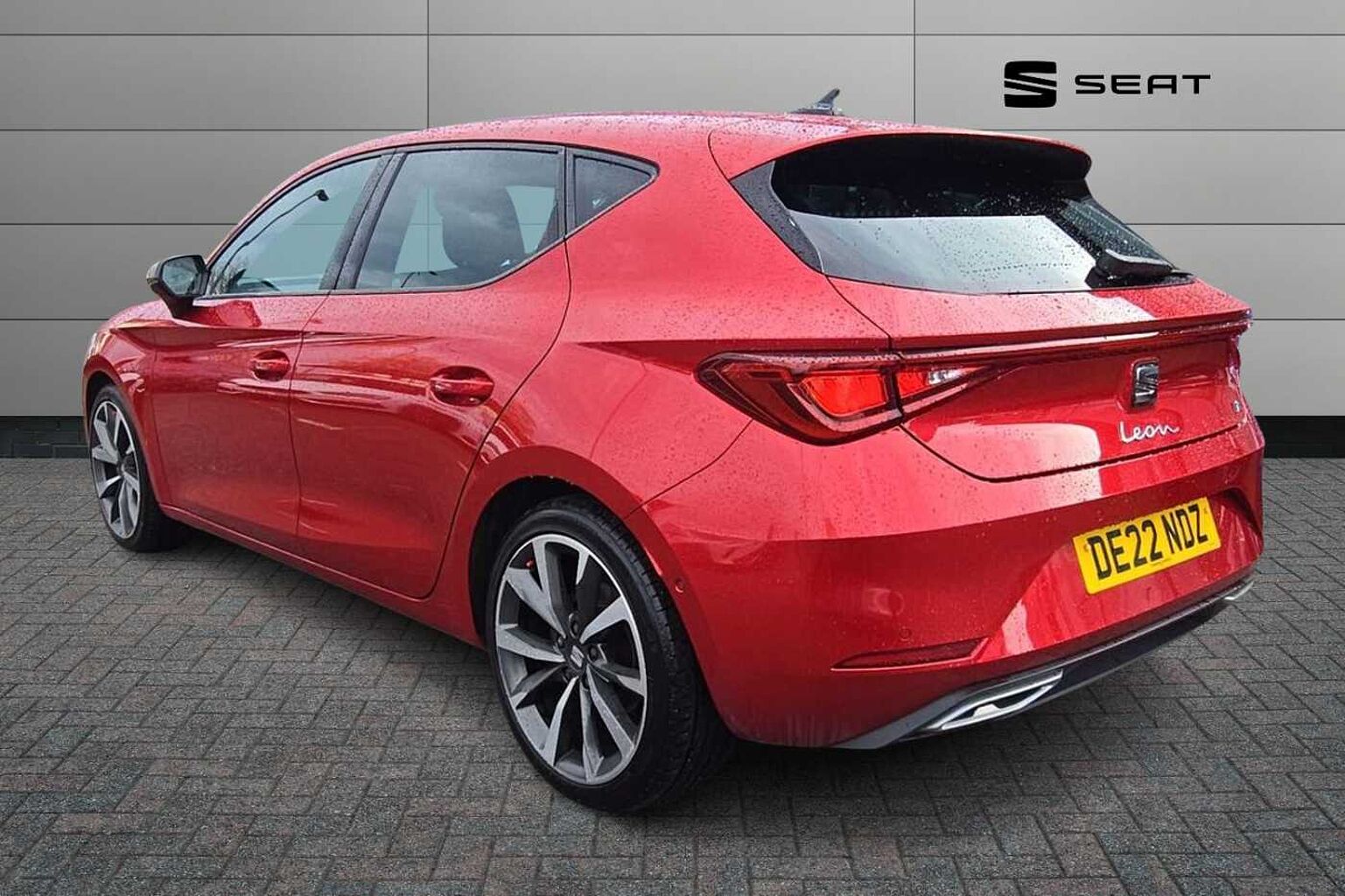 SEAT Leon 2.0 TSI EVO FR Sport 5dr DSG