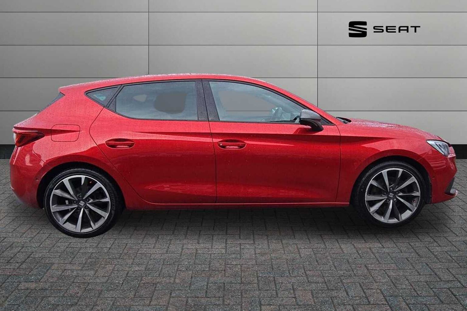 SEAT Leon 2.0 TSI EVO FR Sport 5dr DSG